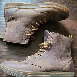 COPY - Dr. Marten combat boots